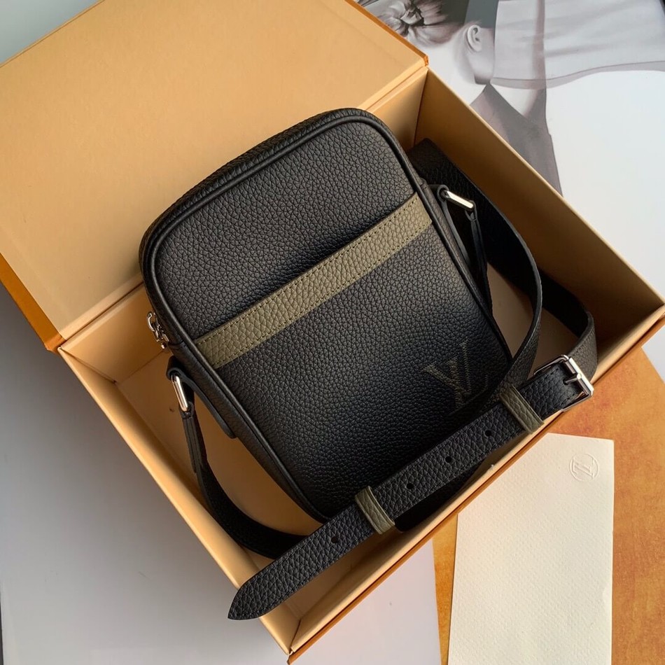 Louis Vuitton Danube Slim M55164
