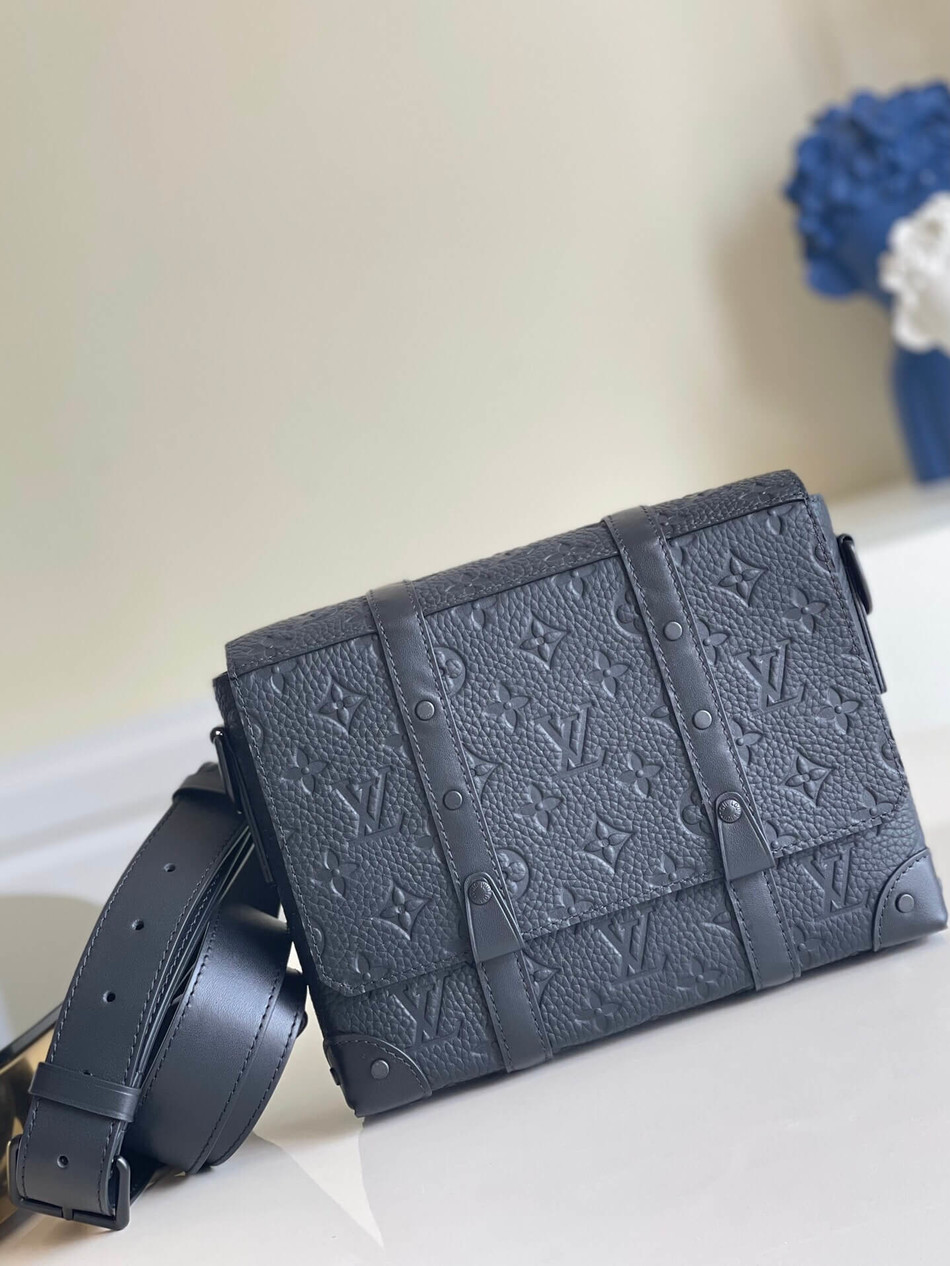 Louis Vuitton Cuboid Trunk Messenger Bag M57726