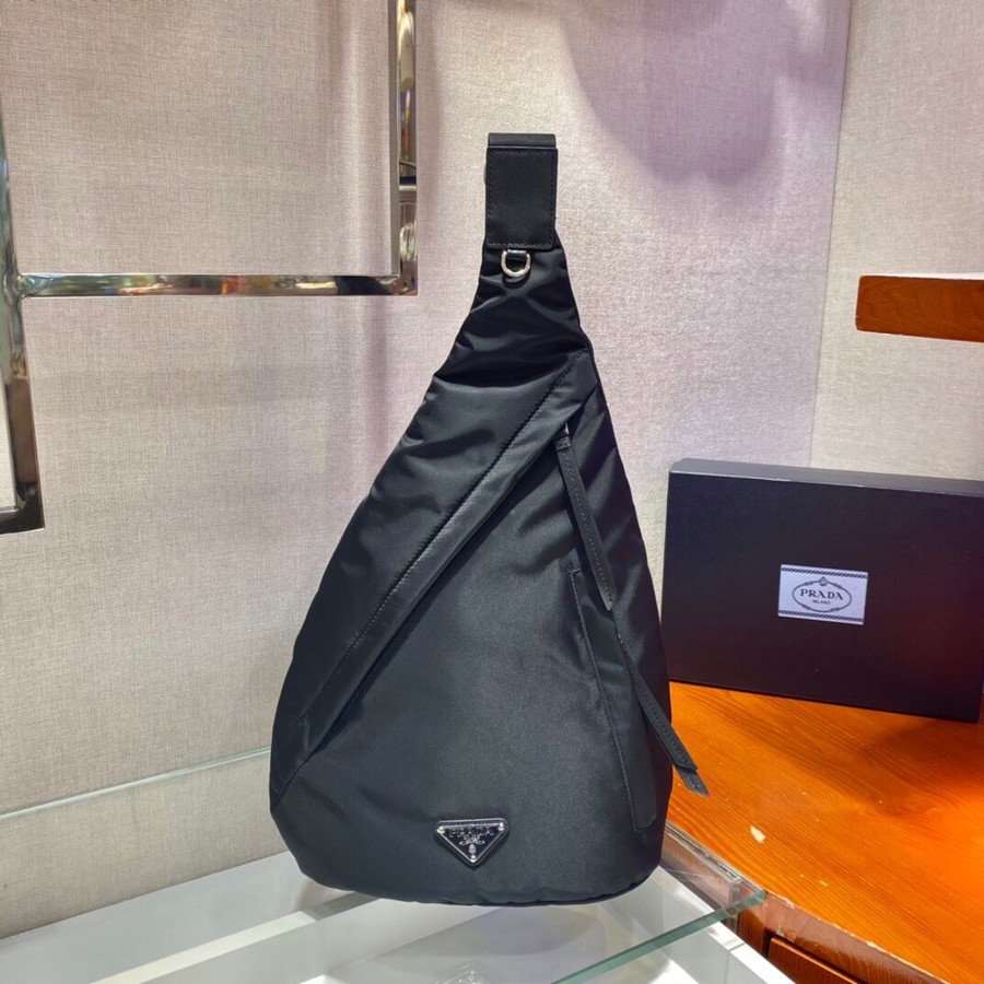 Prada Men s and women s handbags 2VZ092 black