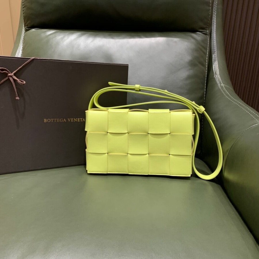 Bottega Veneta Cassette woven square box messenger bag 578004 seagrass yellow