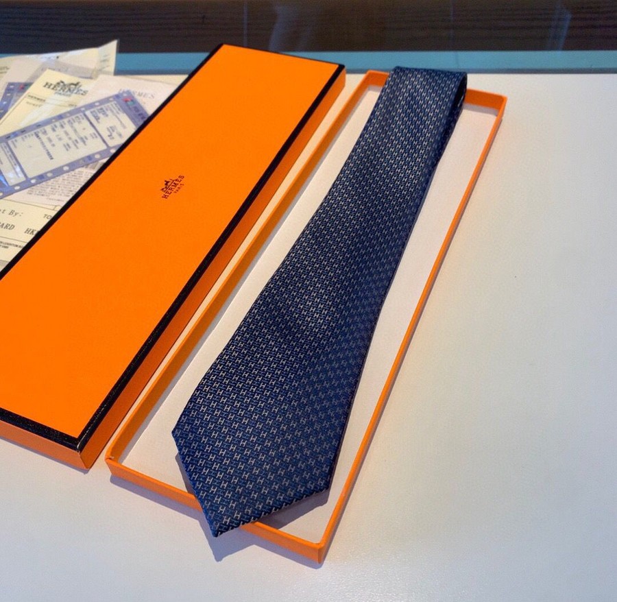 Hermes Twill Silk H Phantom Men s Tie