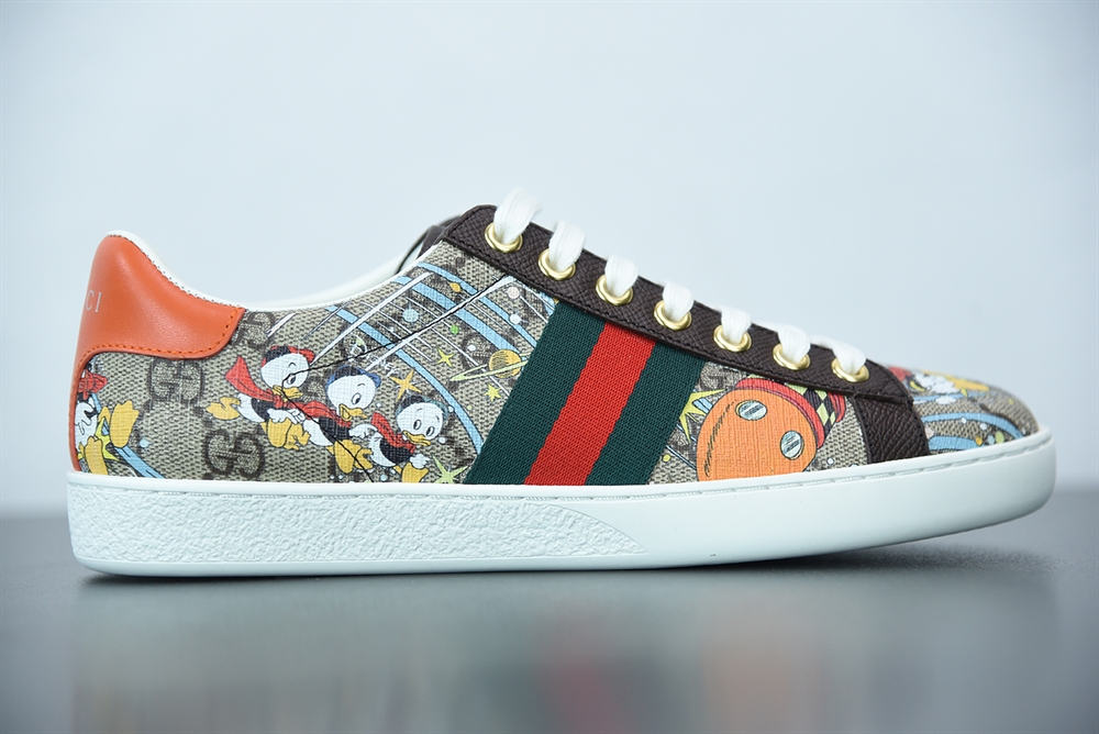 Gucci x Disney Donald Duck Ace Sneaker(With Video)